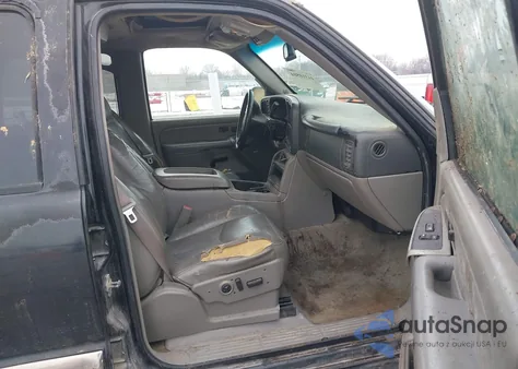 2005 GMC Yukon Slt z USA, uszkodzony, nr VIN 1GKEK13T45J149299